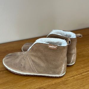 Minnetonka Moccasins